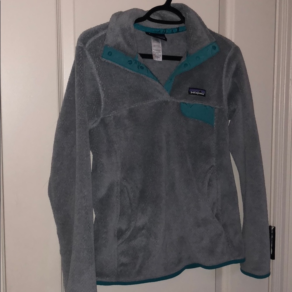 Light Grey women’s S Patagonia pullover